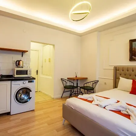 St Moscow Taksim Apartment